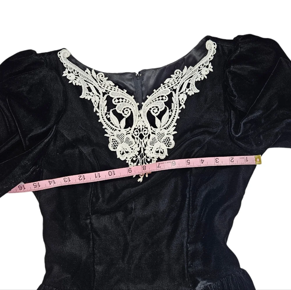 Vintage 80s Gunne Sax By Jessica McClinton Lace Collar Black Velvet Dress Sz 4 ? - Picture 14 of 16